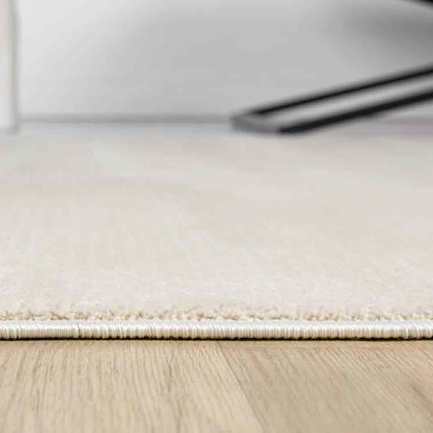 Düz Krem Bej Sade Modern Halı