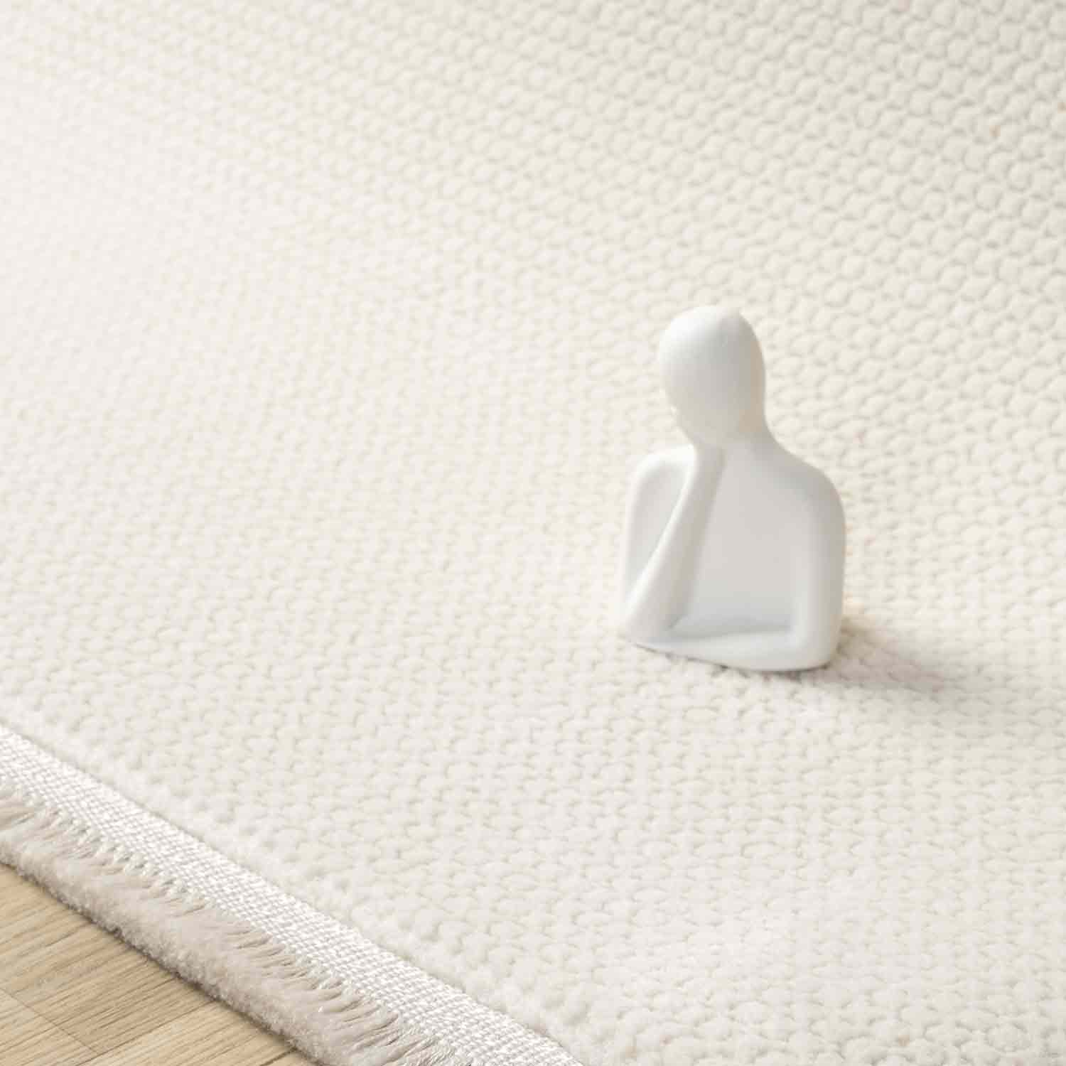 Krem Beyaz Sade Modern Halı