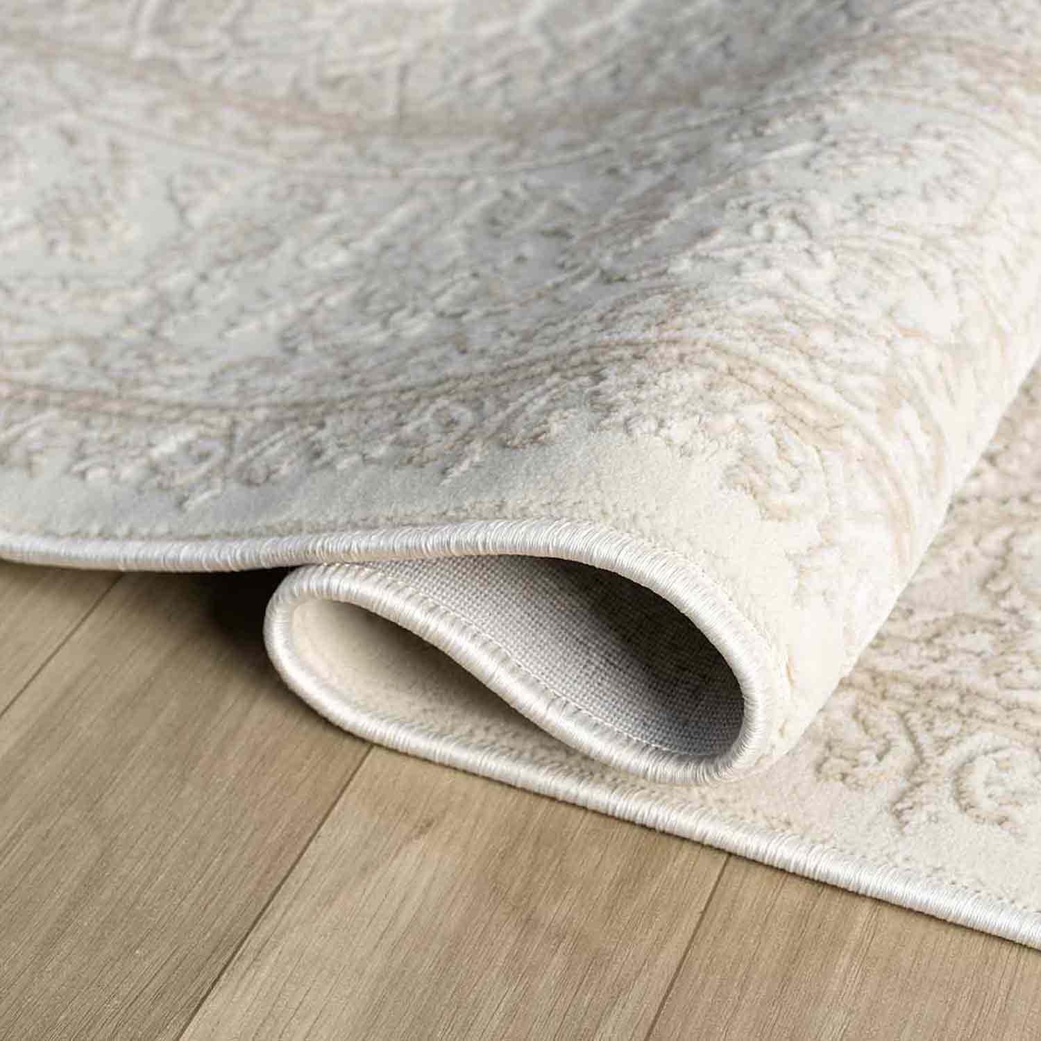 Krem Bej Klasik Medallion Desenli Halı