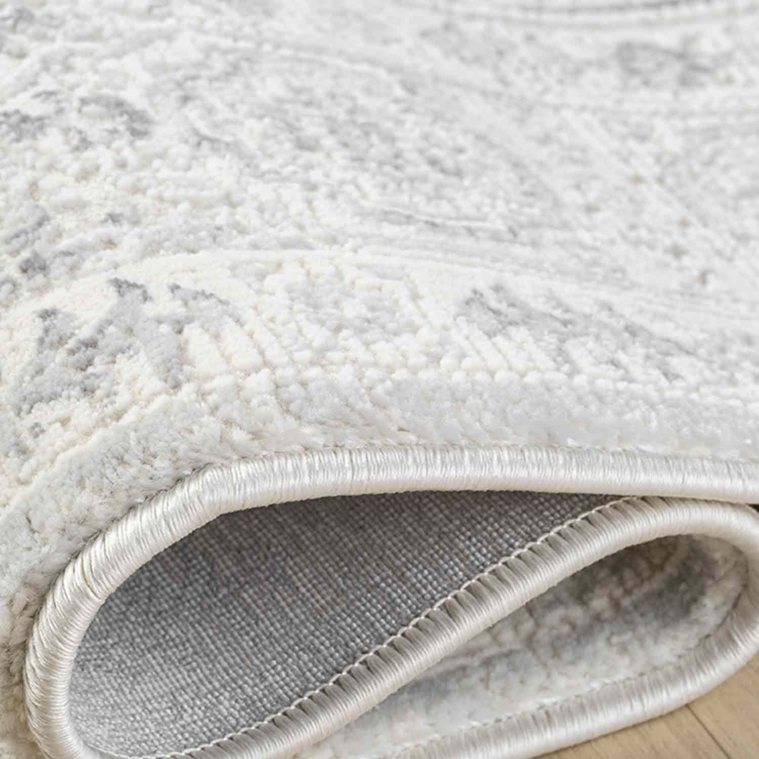 Beyaz Gri Minimal Eskitme Desenli Halı