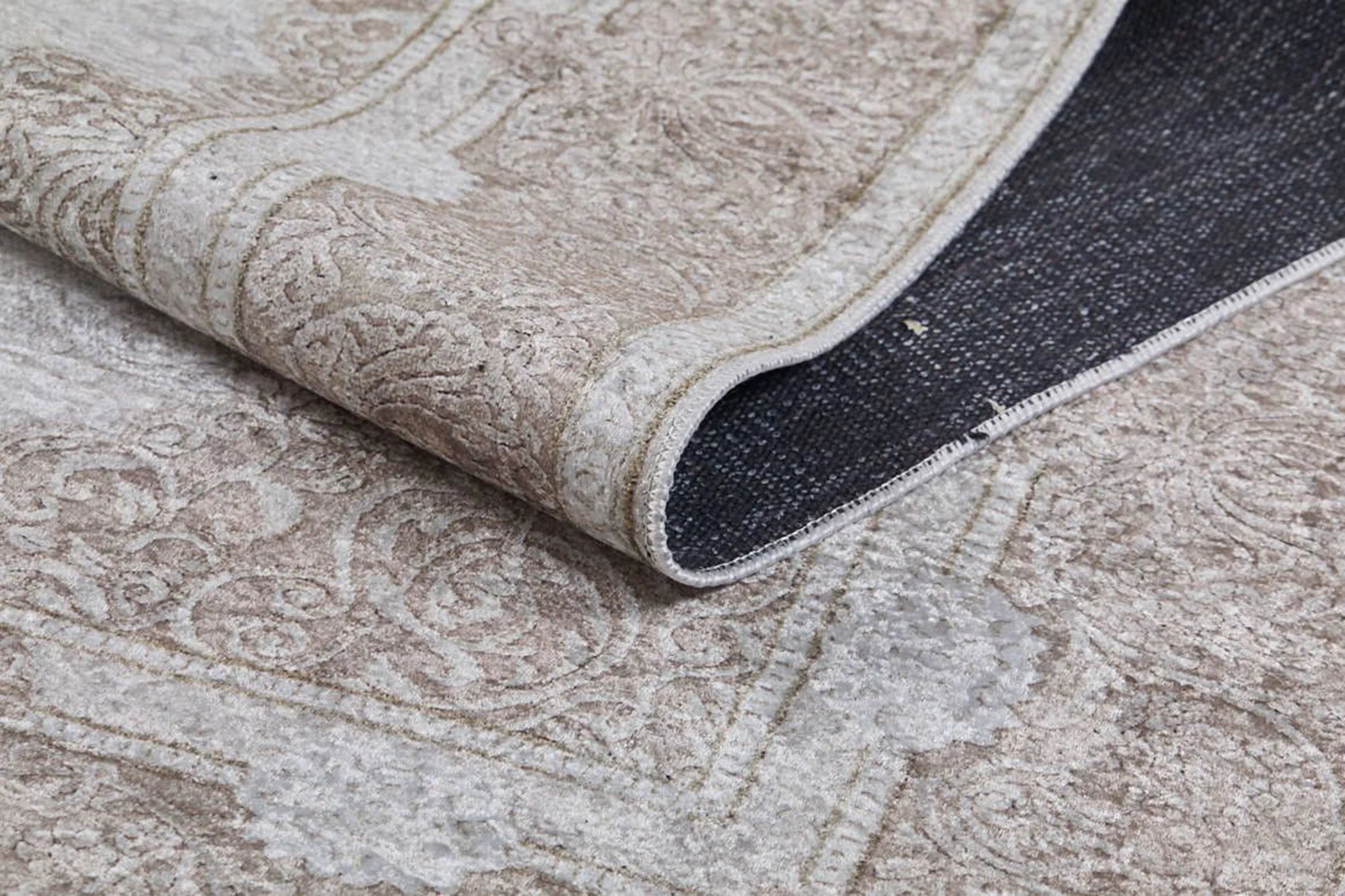 Sade Eskitme Bej Halısı-Pera Halı