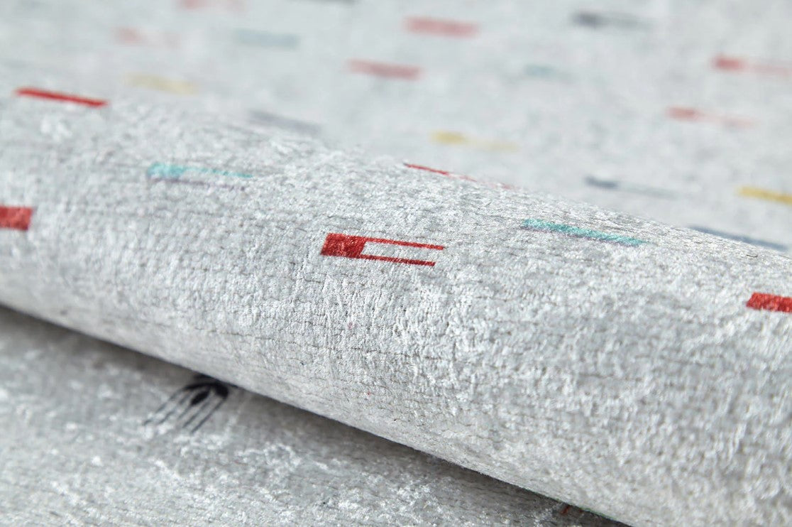 Krem Çok Renkli Etnik Desenli Modern Saçaklı Kilim Halı
