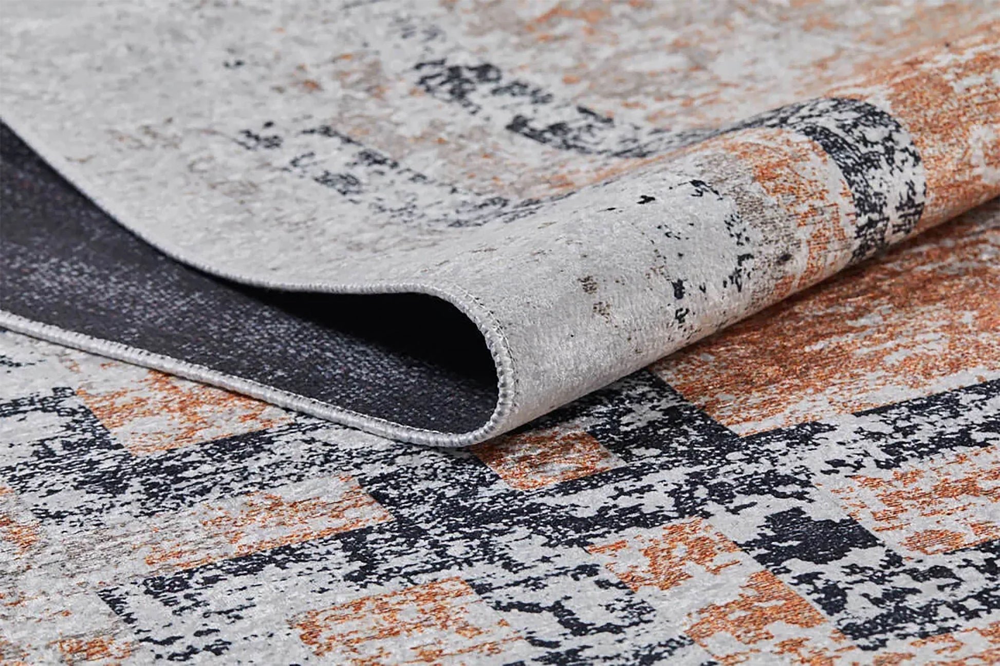 Şeftali Tonlarında Çerçeveli Modern Çizgiler Eskitme Desenli Halı-Pera Halı