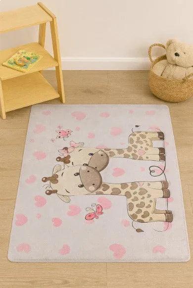 Sevimli Zürafa Desenli Gri Yıkanabilir Çocuk Halısı-Pera Halı