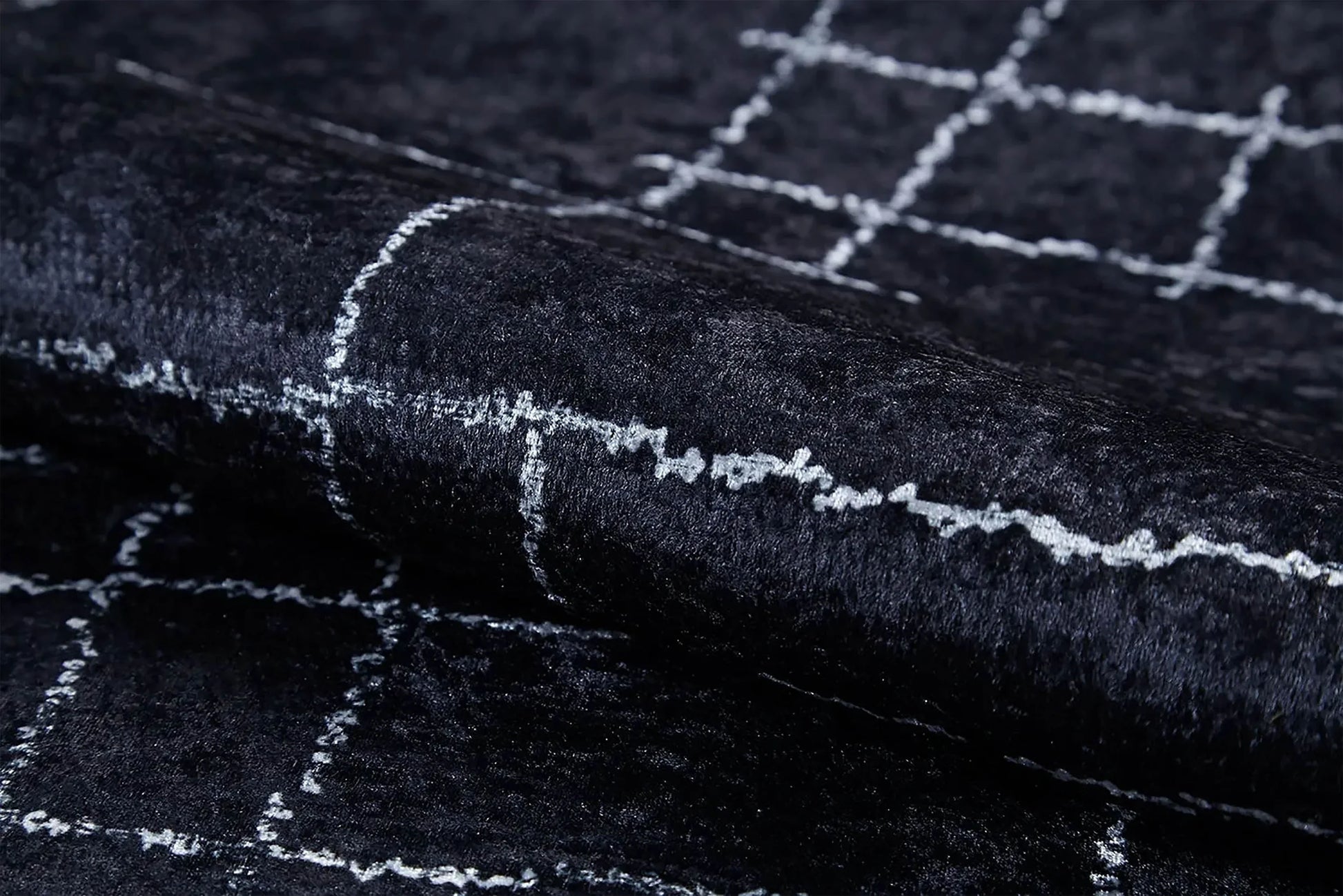 Siyah Beyaz Geometrik Halı-Pera Halı