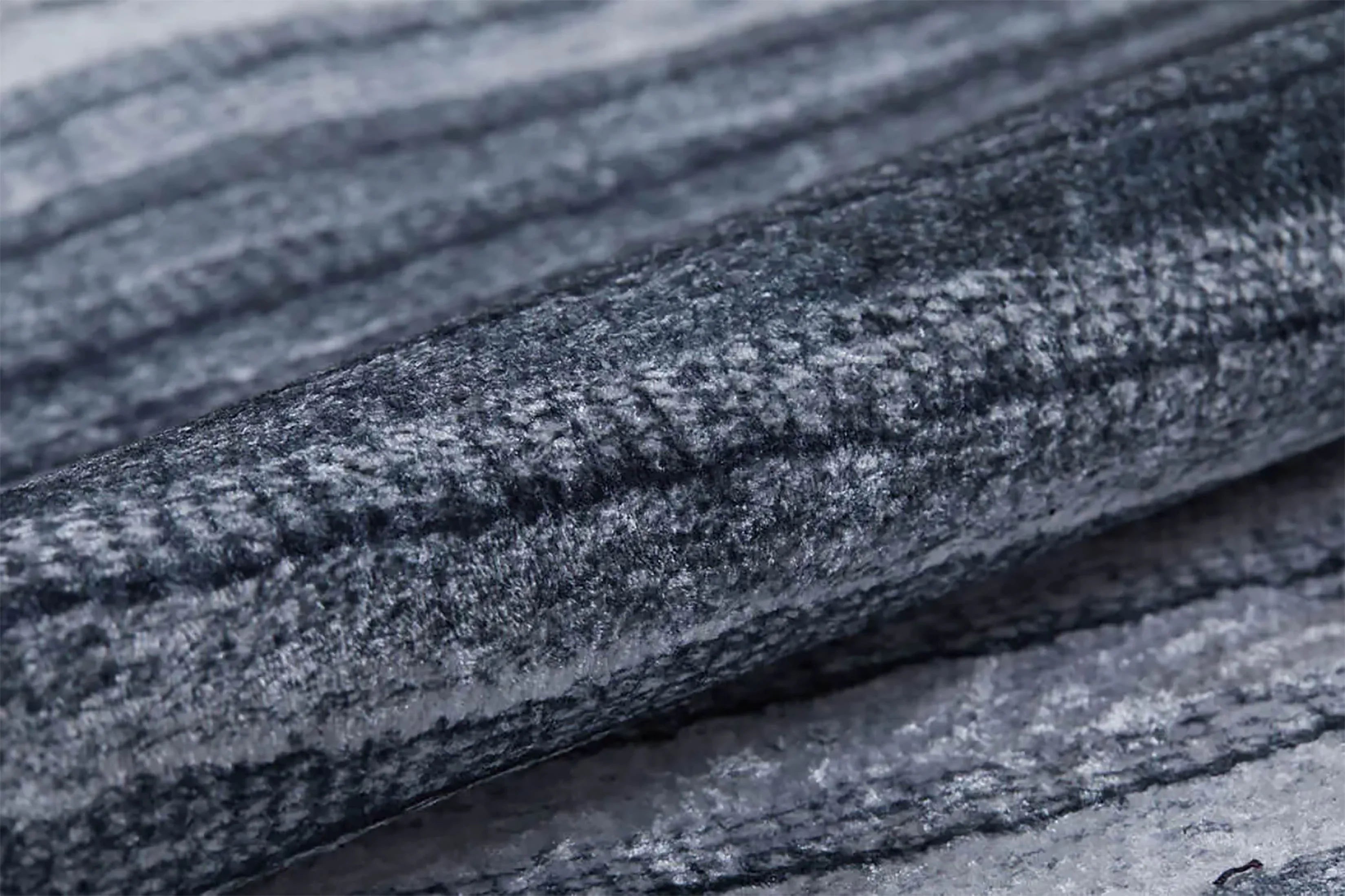 Siyah Beyaz Modern Gri Çizgili Degrade Halı-Pera Halı