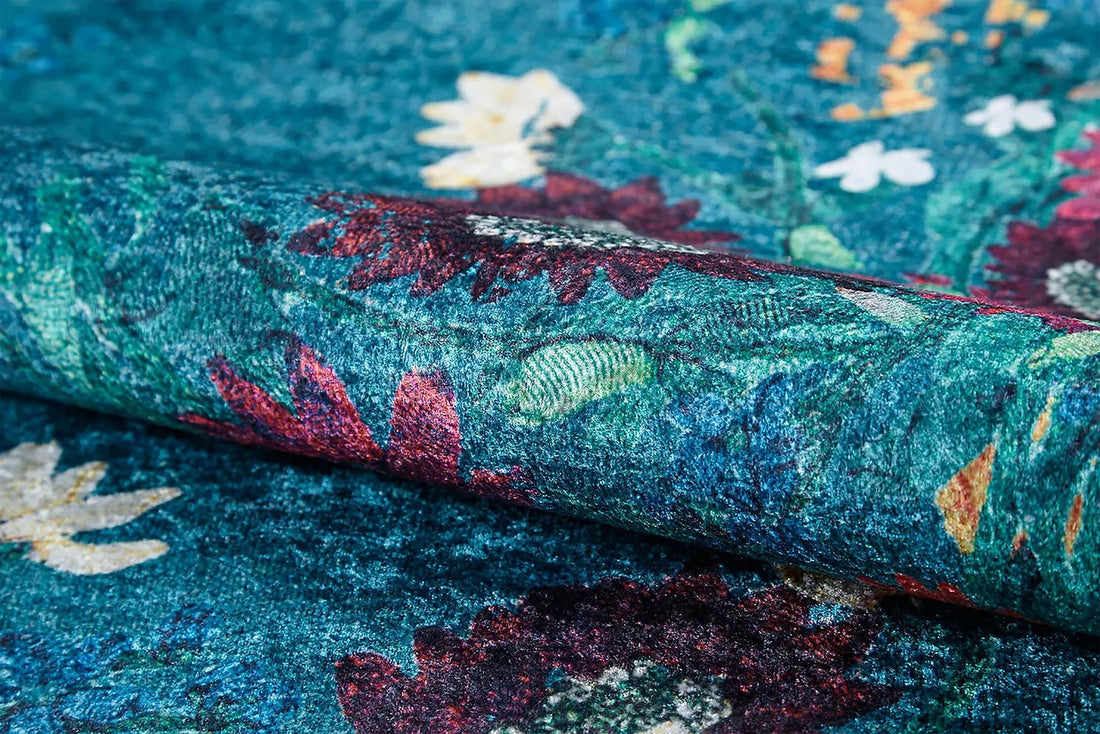 Soho Yeşil Gül Çiçekli Dekoratif Halı-Pera Halı