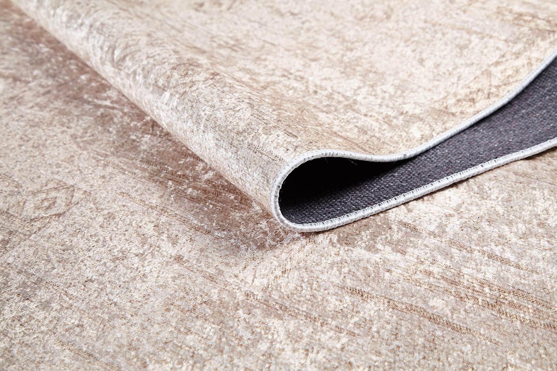 Soluk Bej Geometrik Desenli Halı-Pera Halı