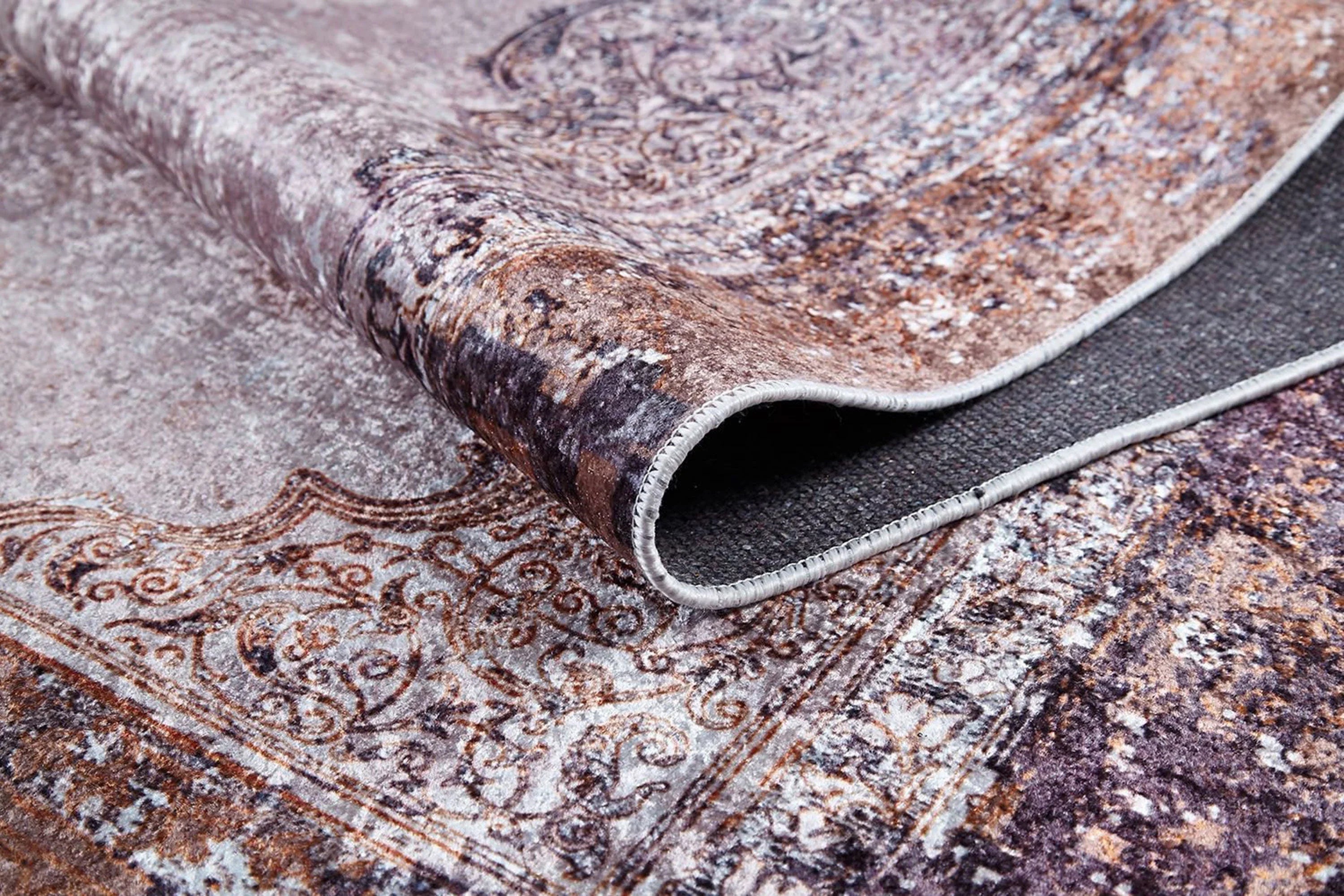 Soluk Pembe Krem Bej Geometrik Desenli Kilim Halı-Pera Halı