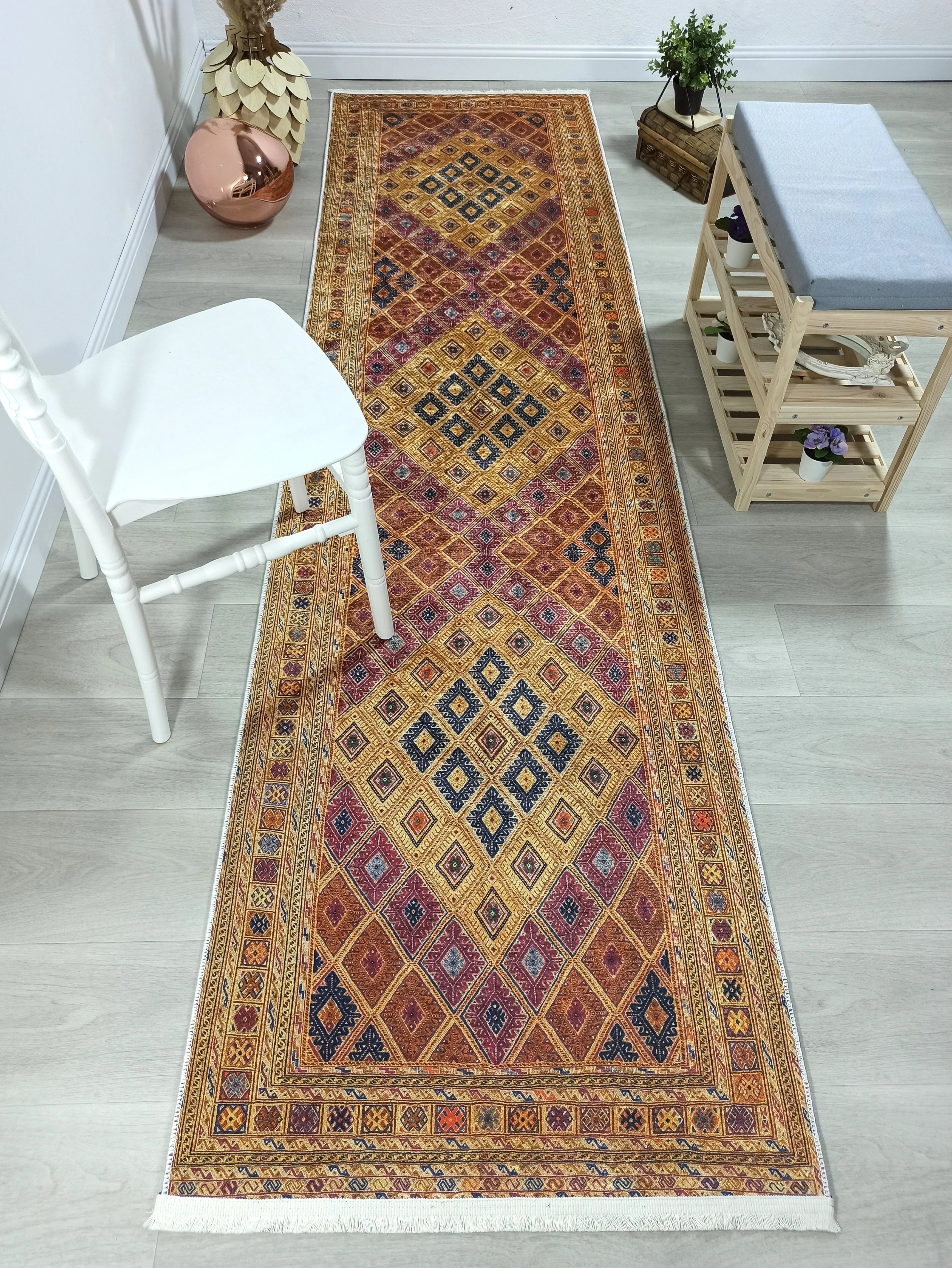 Soluk Turuncu Bej Geometrik Desenli Anadolu Kilim Halı-Pera Halı