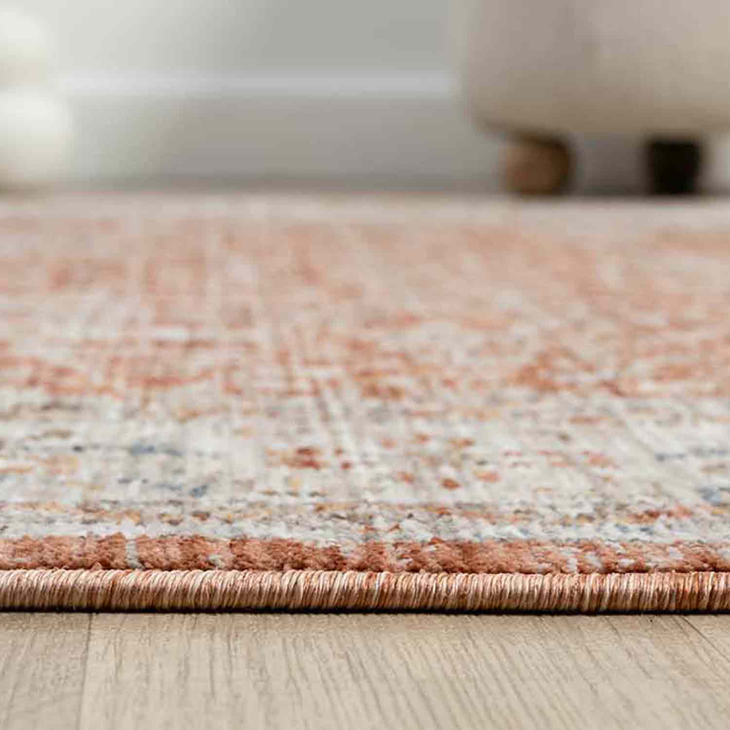 Turuncu Kiremit Gri Klasik Eskitme Desenli Halı-Pera Halı