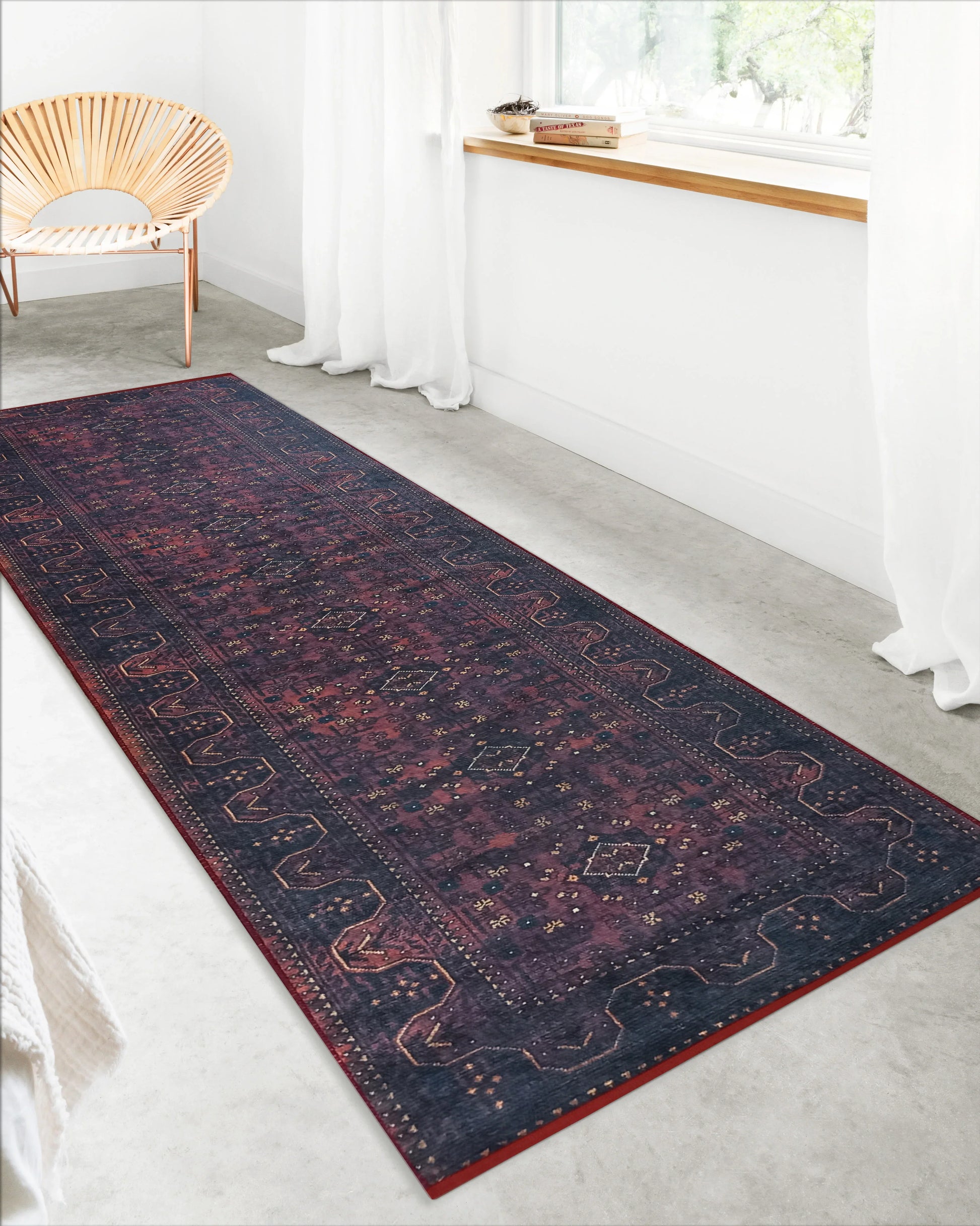 Uşak Antik Kırmızı Lacivert Halı-Pera Halı