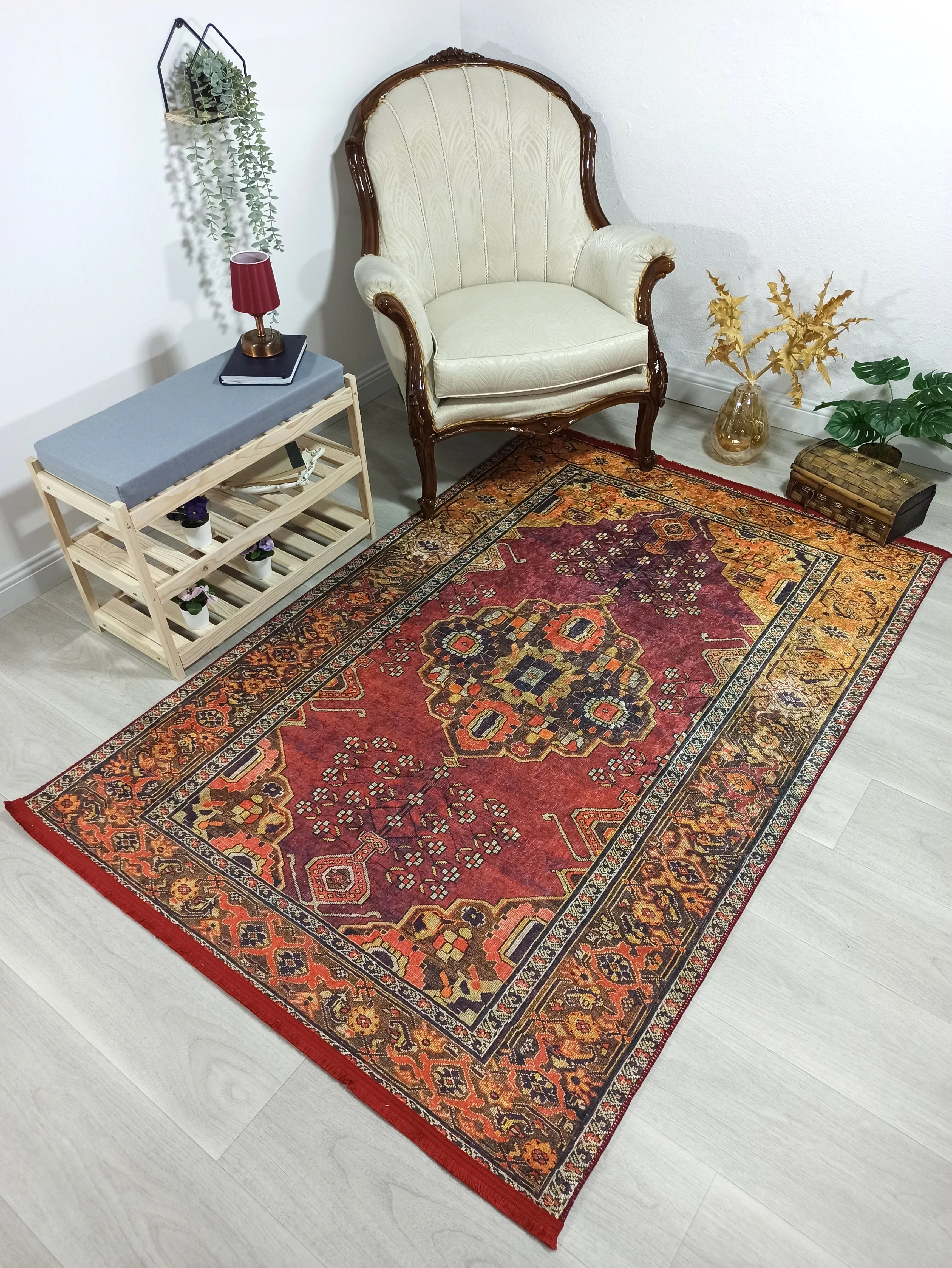 Uşak Koyu Kırmızı Bej Kilim Halı-Pera Halı