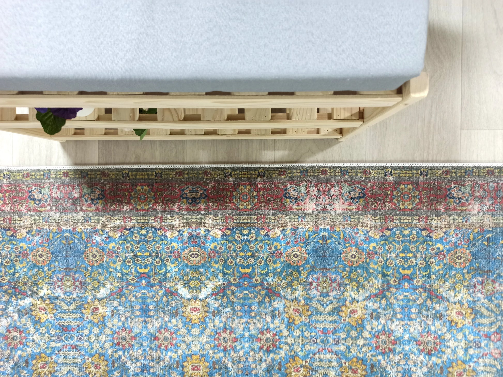 Uşak Mavi Kırmızı Vintage Kilim Halı-Pera Halı