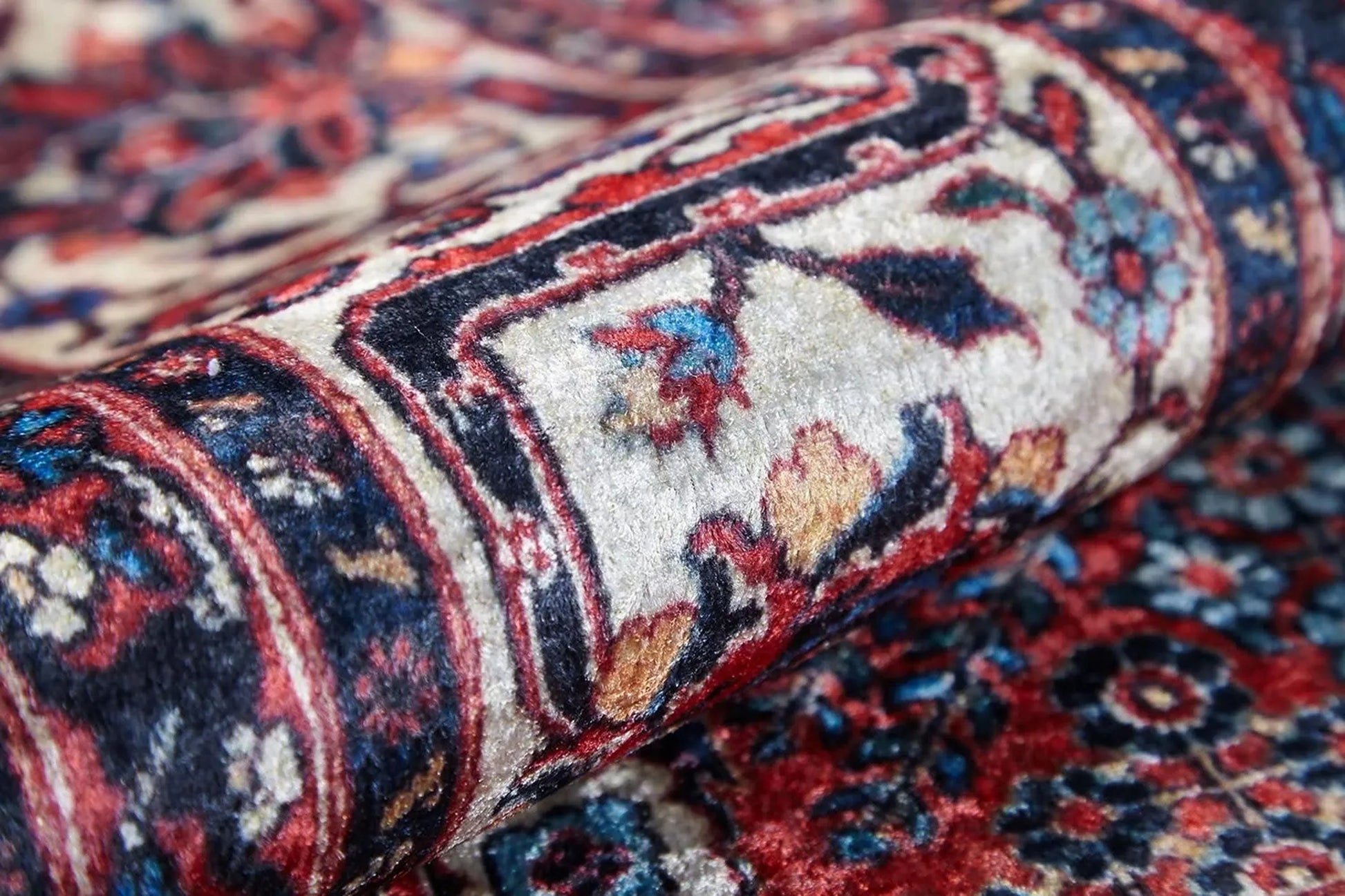 Uşak Tarzı Etnik Kırmızı Bej Halı-Pera Halı