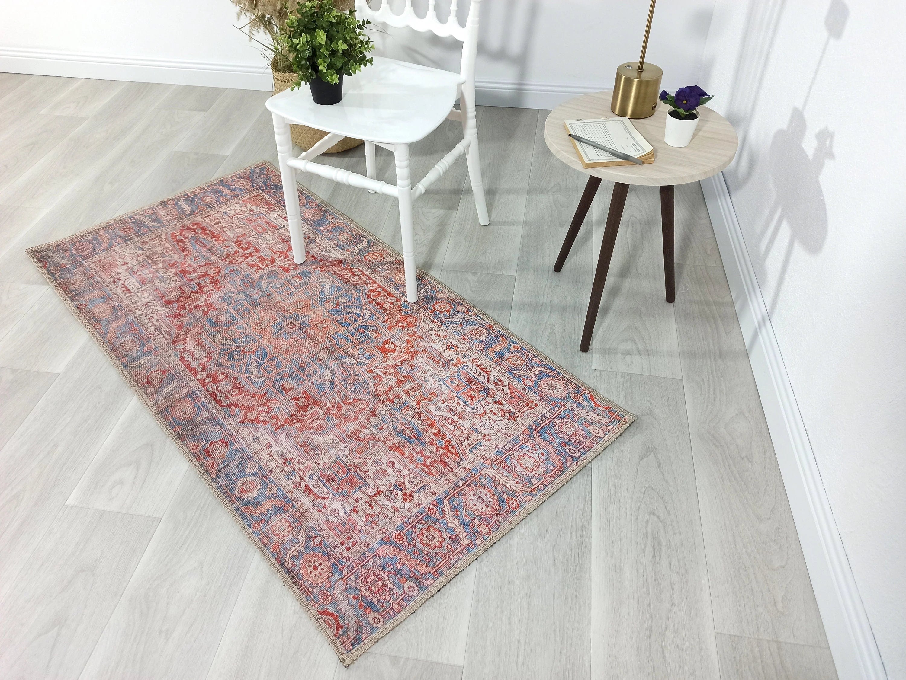 Grauer Vintage-Teppich mit geometrischem Muster