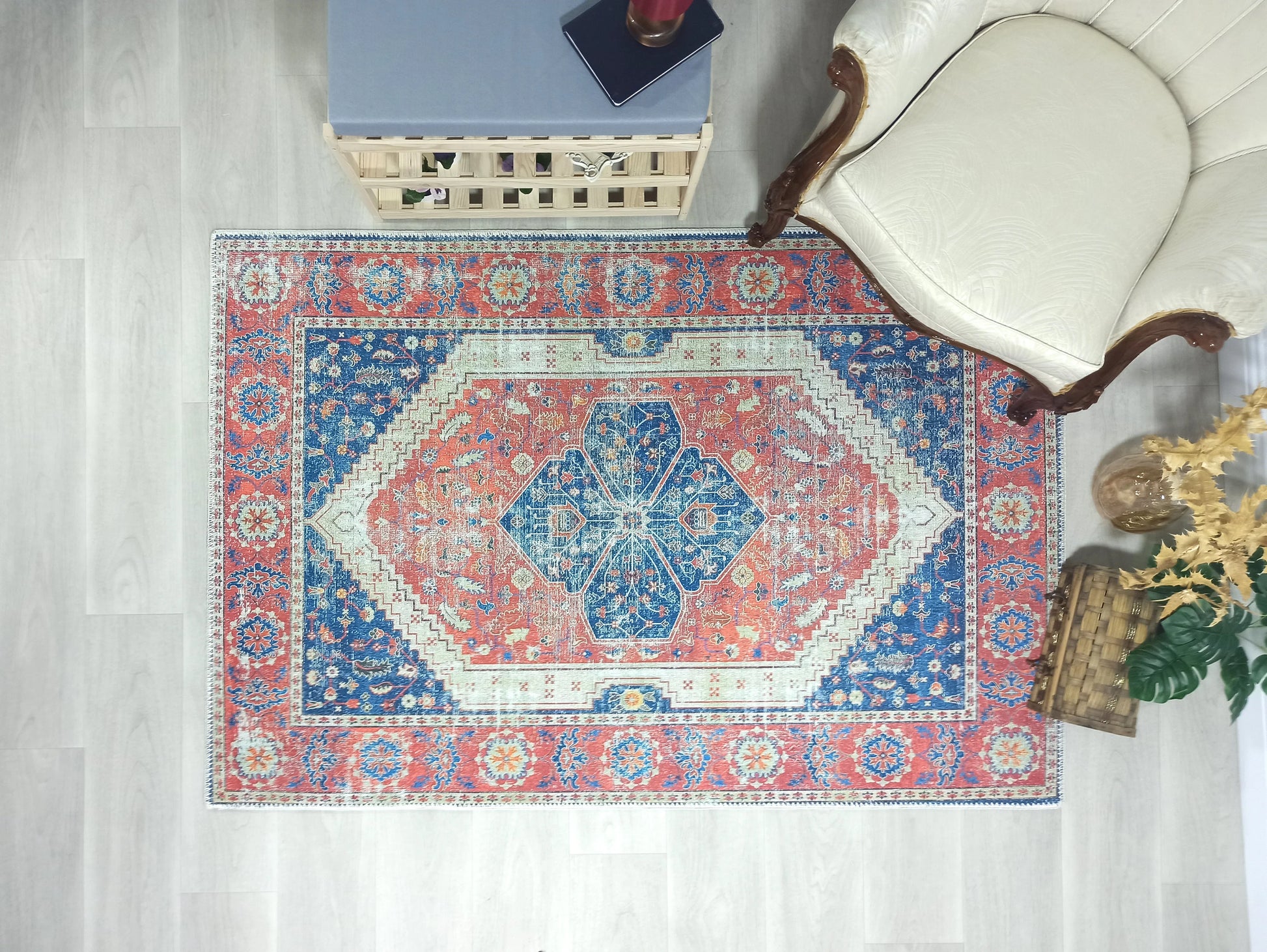 Vintage Eskitme Kırmızı Mavi Halı-Pera Halı