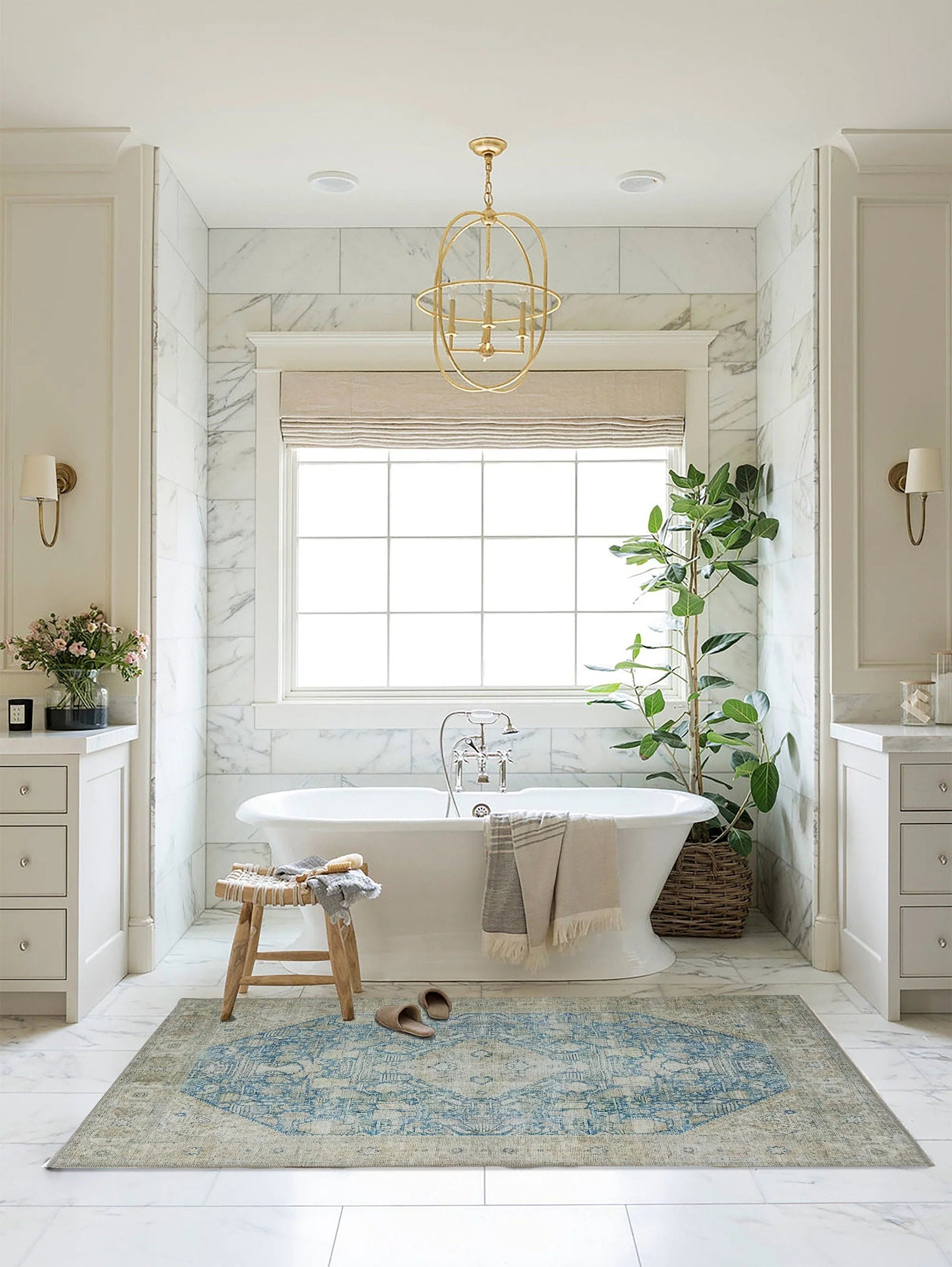 Bej ve Solgun Mavi Medalyonlu Vintage Türk Halısı