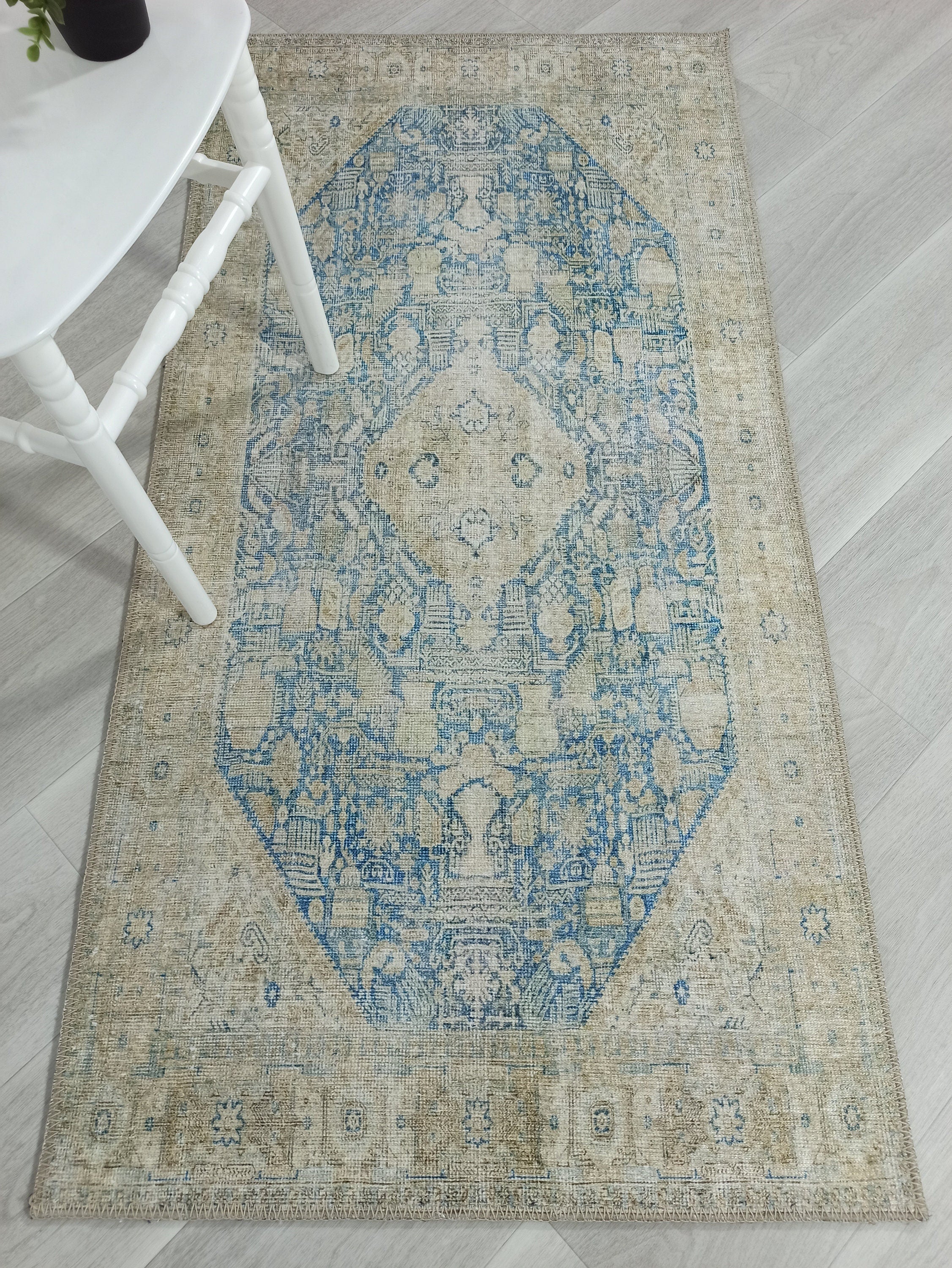 Bej ve Solgun Mavi Medalyonlu Vintage Türk Halısı - OUTLET - T0638OU ...