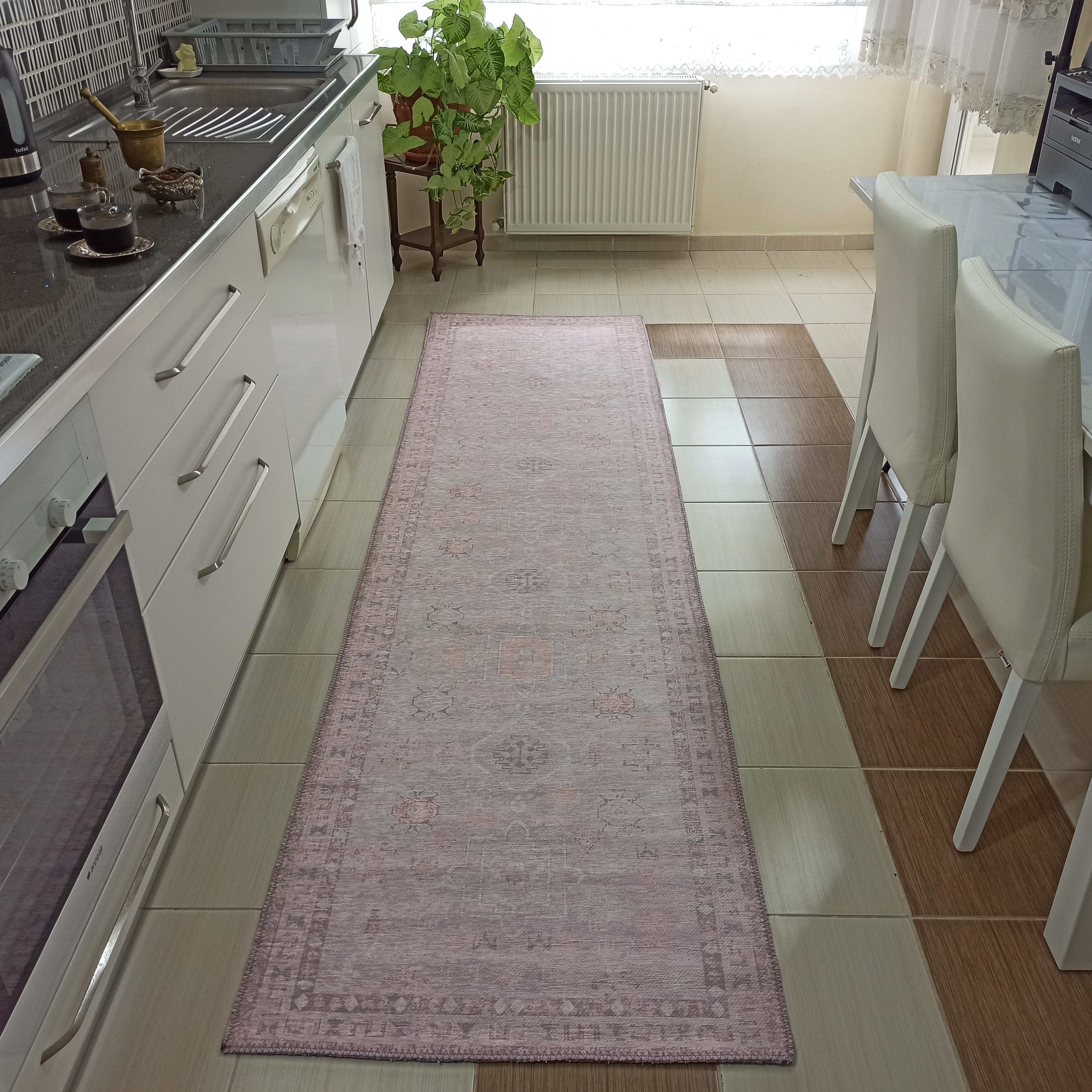 Rot-blauer Vintage-Teppich mit Medaillonmuster