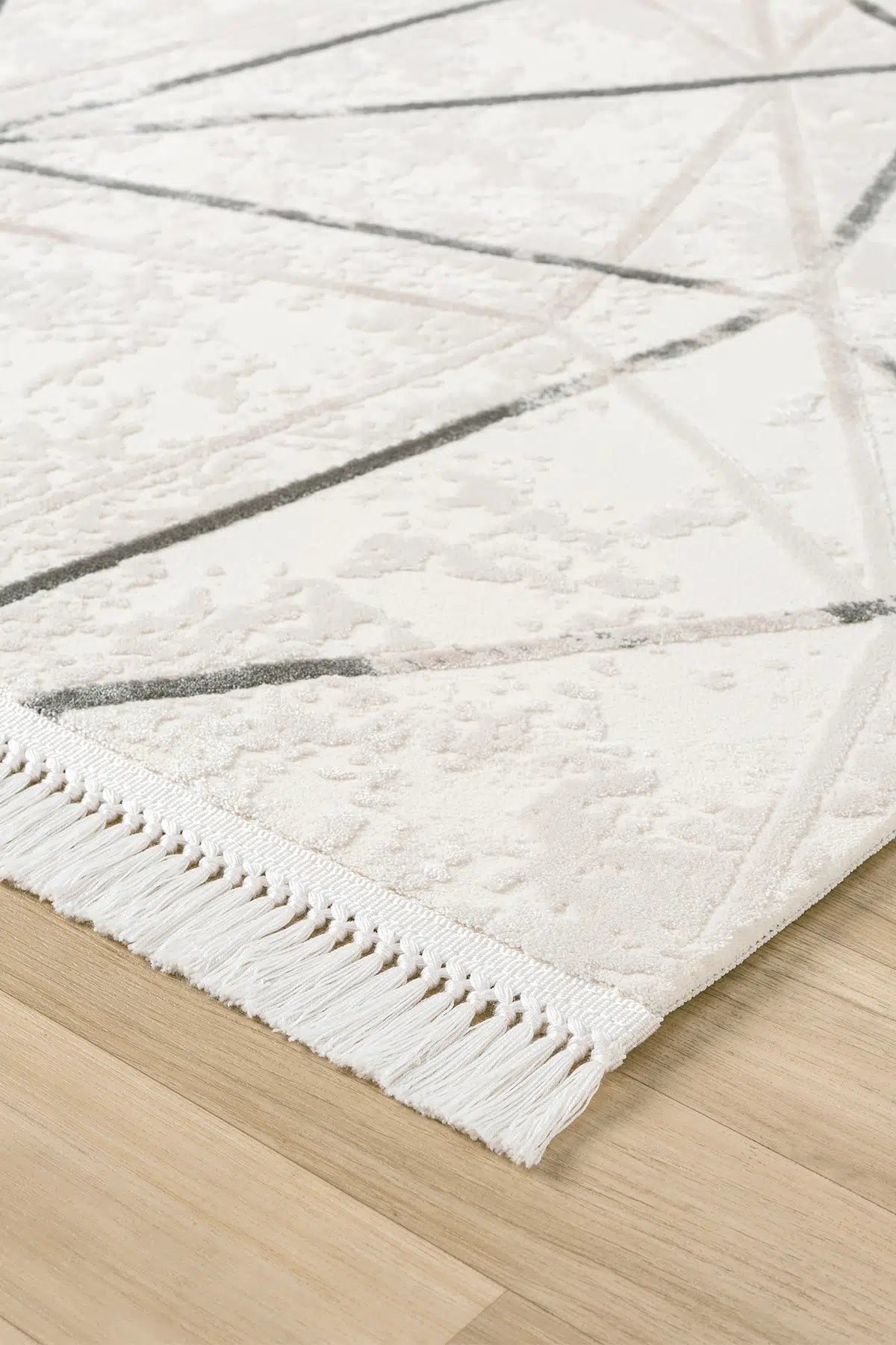 Bej Klasik Madalyonlu Lüks Salon Halısı 2035BA – 240x340cm ebat