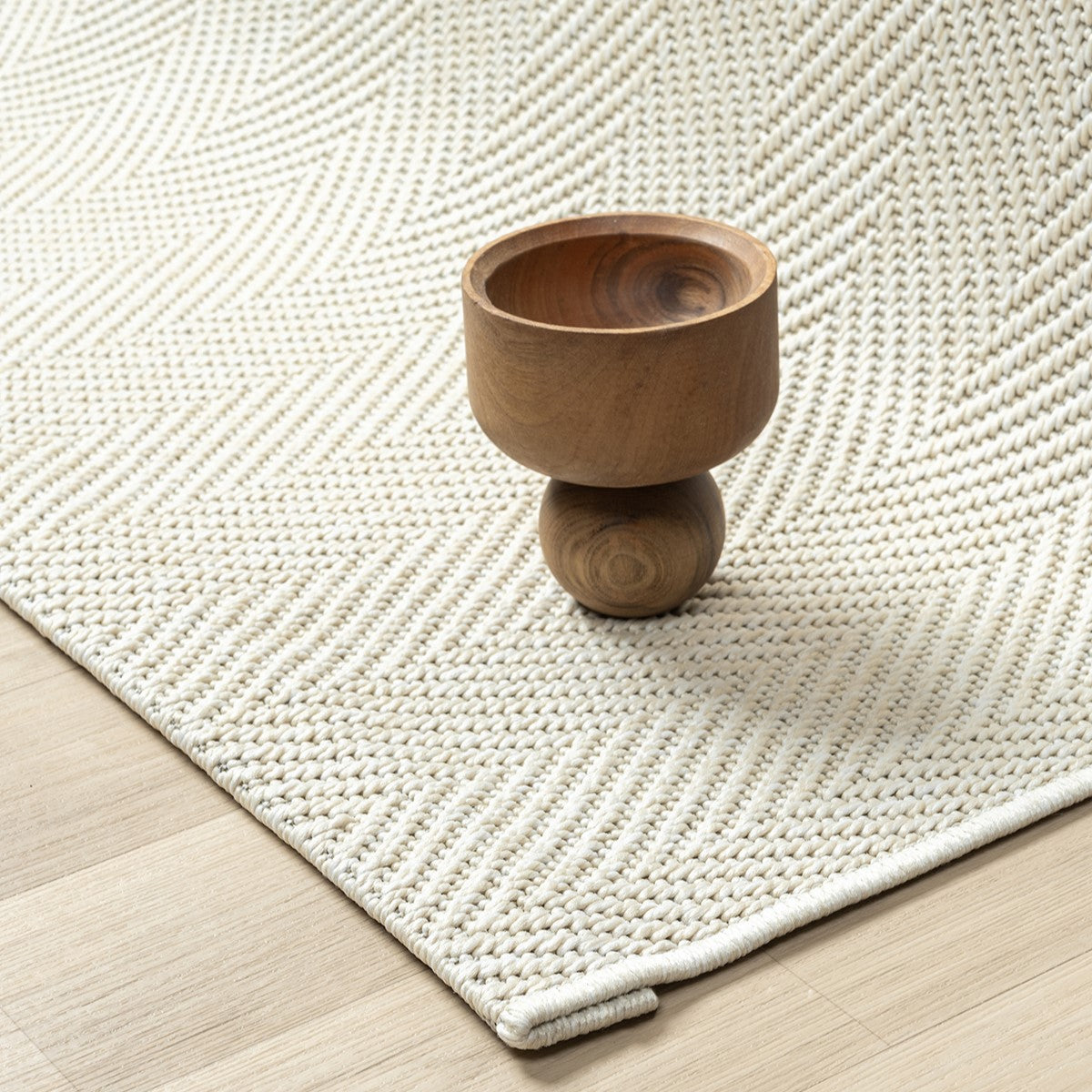 Krem Beyaz Kılçık Desenli Modern Halı