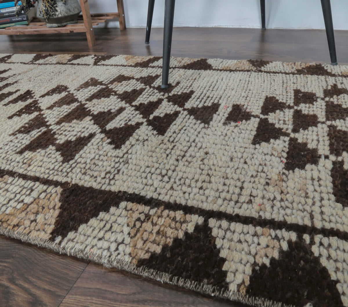 Cagil - Triangular Geometric Oushak Runner Rug