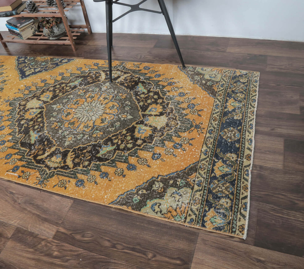 El yapımı vintage yolluk 94x411 cm oryantal desenli yün - yakın çekim doku detayı