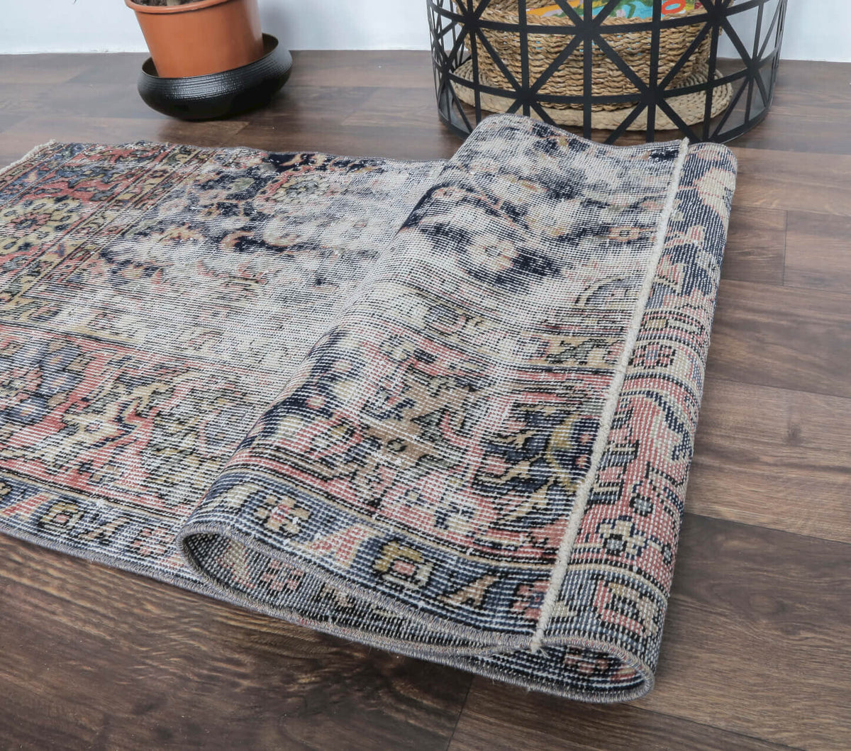 Dilnishin - Distressed Anatolian Runner Rug