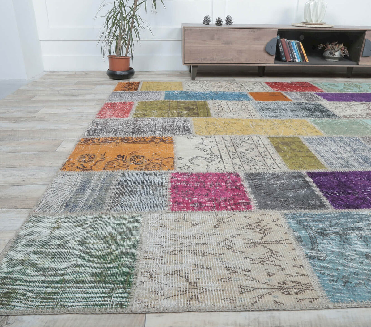 El yapımı vintage halı 254x353 cm düz desenli yün - yakın çekim doku detayı