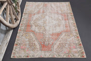 El yapımı vintage halı 135x211 cm oryantal desenli yün - detay görünümü