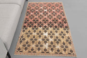 1970'lerden Anadolu kökenli çiçek desenli el dokuma vintage halı, 100x170 cm