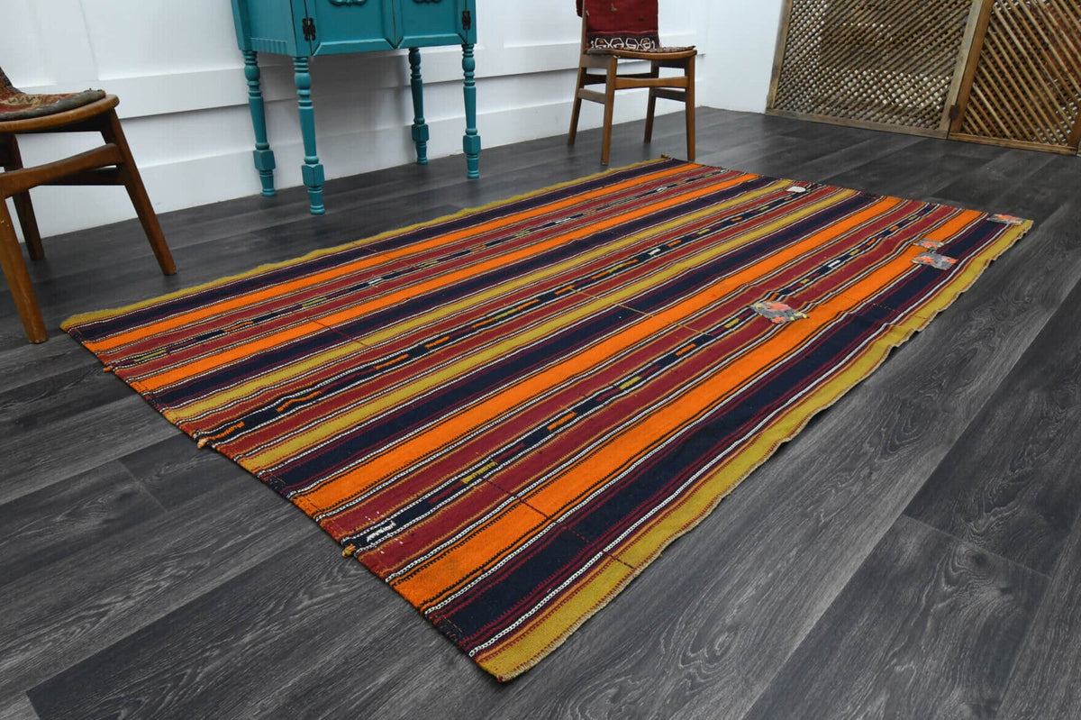 El yapımı vintage halı 150x249 cm oryantal desenli yün - yakın çekim doku detayı