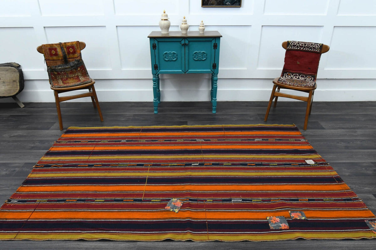 El yapımı vintage halı 150x249 cm oryantal desenli yün - kenar ve saçak detayı
