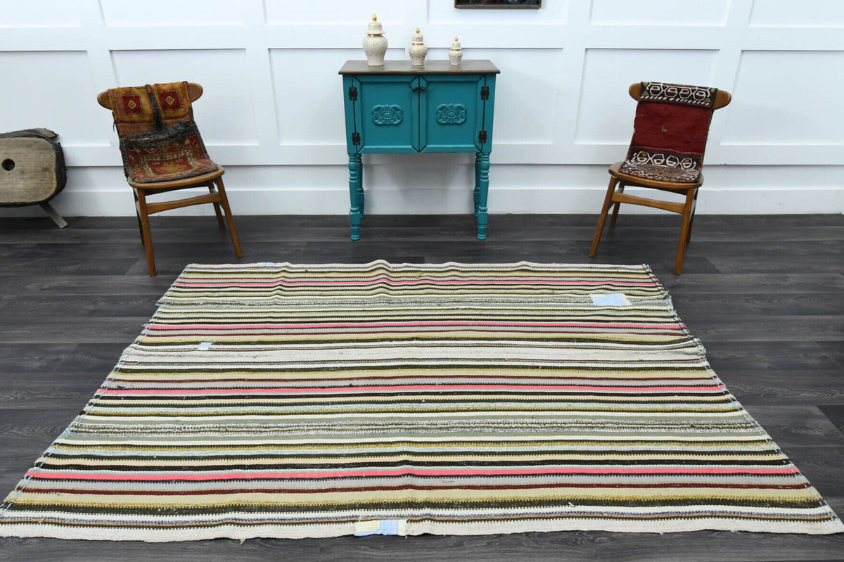 Tek parça el dokuma vintage kilim 163x233 cm (3,8 m²) – Pera Halı