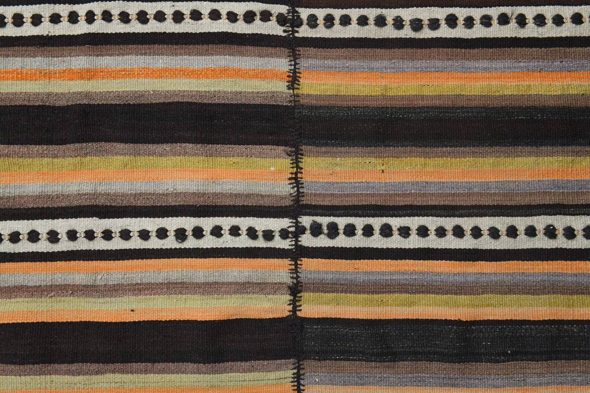 Pera Halı tek parça koleksiyonu: oryantal desenli el dokuma vintage kilim, turuncu, kahverengi ve kırmızı