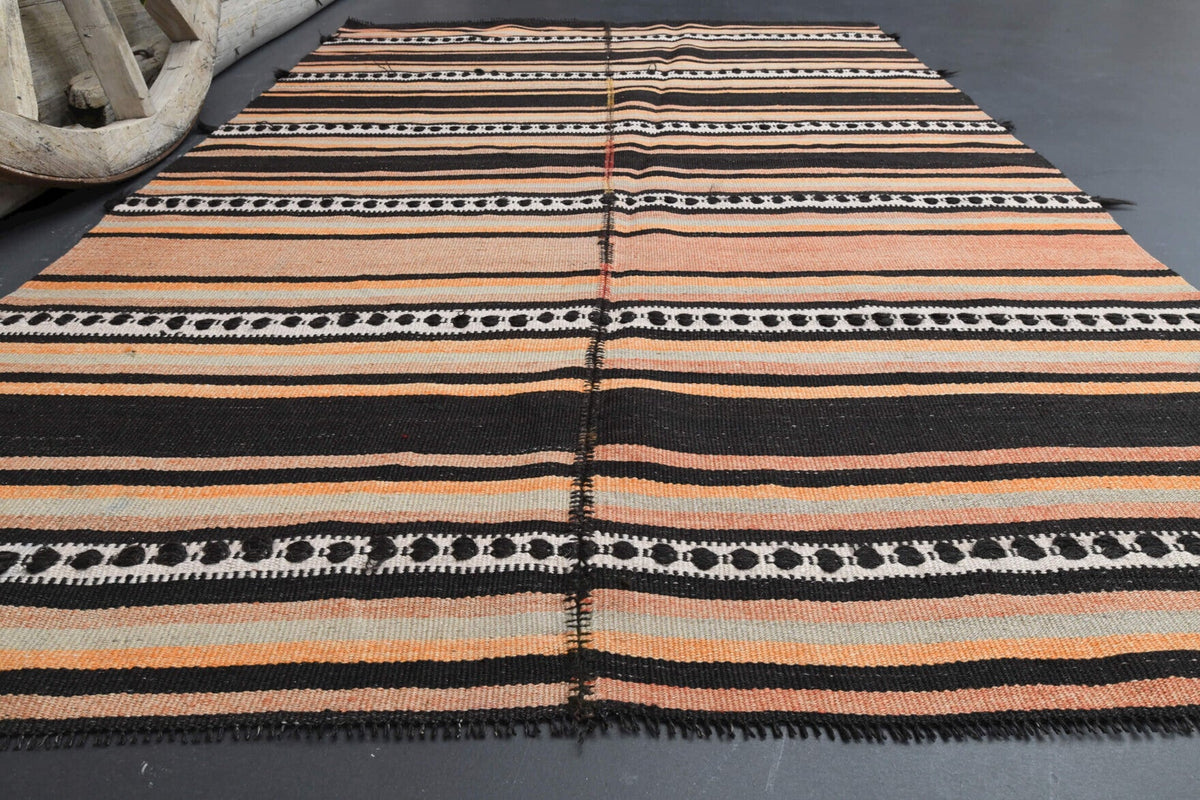 Oryantal desenli el dokuma vintage kilim – turuncu ve kahverengi tonlarda yün dokuma