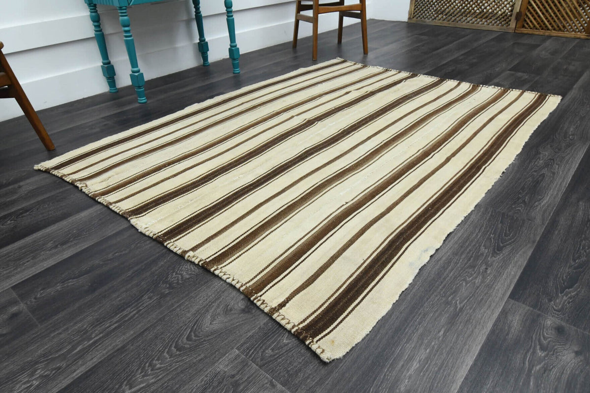 Oryantal desenli el dokuma vintage kilim – bej, turuncu ve kahverengi tonlarda yün dokuma