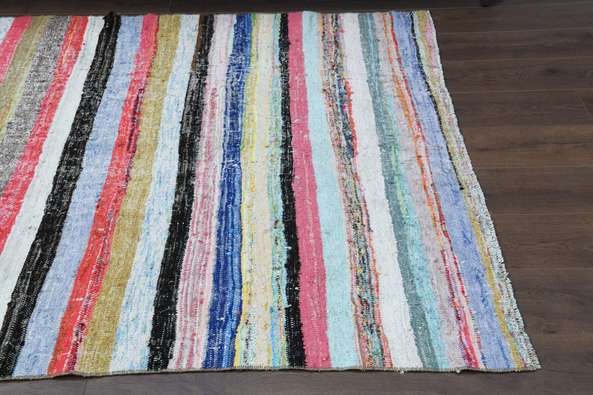 Vintage kilim 159x186 cm – pembe, mavi ve beyaz oryantal desenli, el dokuma