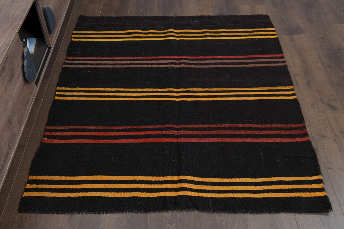 1960'lardan Anadolu kökenli oryantal desenli el dokuma vintage kilim, 128x146 cm