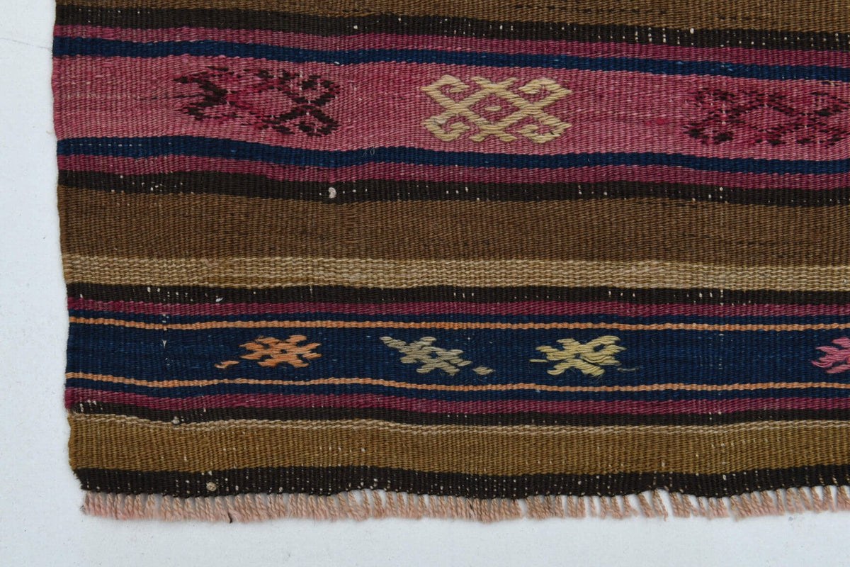Tek parça el dokuma vintage kilim 167x229 cm (3,82 m²) – Pera Halı