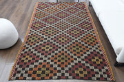1960'lardan Anadolu kökenli geometrik desenli el dokuma vintage kilim, 153x247 cm