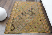 El yapımı vintage halı 157x203 cm geometrik desenli yün - detay görünümü