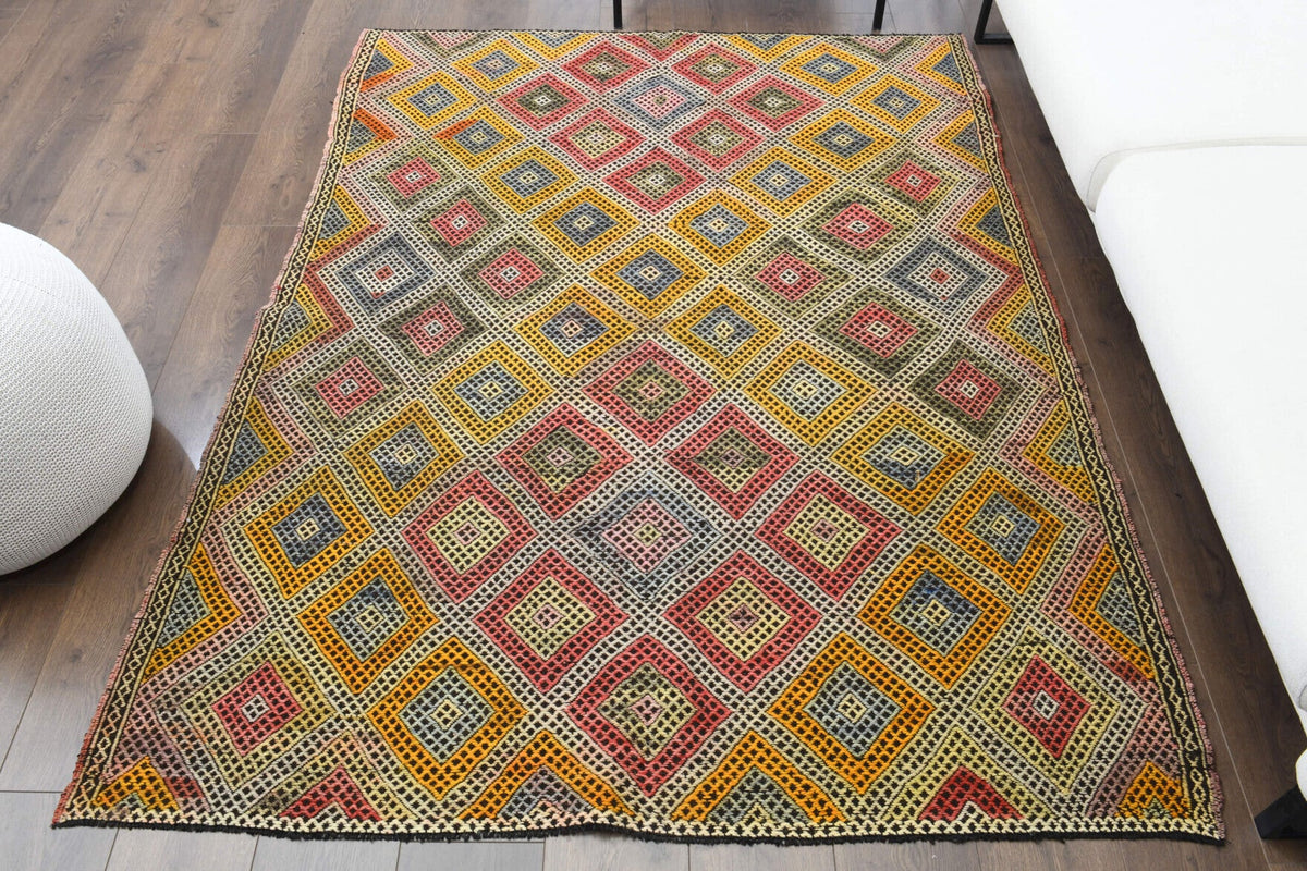1960'lardan Anadolu kökenli ikat desenli el dokuma vintage kilim, 158x201 cm