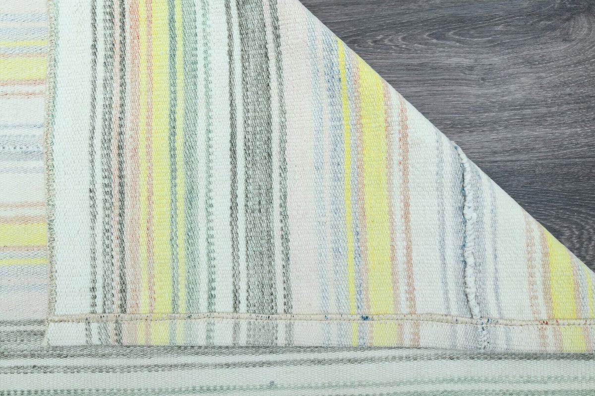 3,19 m² el dokuma vintage kilim – Anadolu, 1960'lar