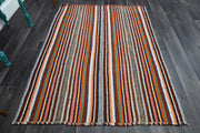 1960'lardan Anadolu kökenli çizgili el dokuma vintage kilim, 145x194 cm