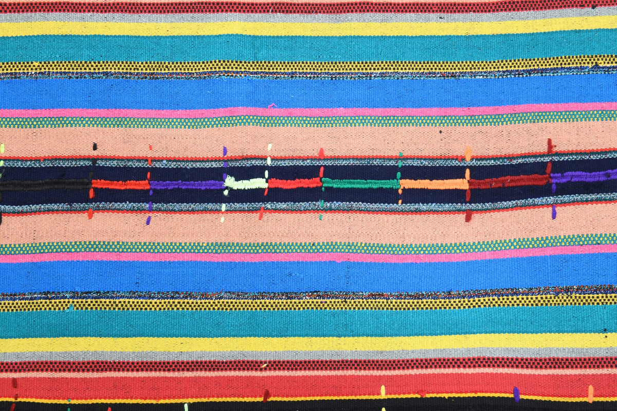 Mavi ve pembe renkli el dokuma vintage kilim, %100 yün dokuma