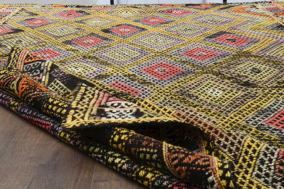 Handmade Vintage Area Kilim Rug