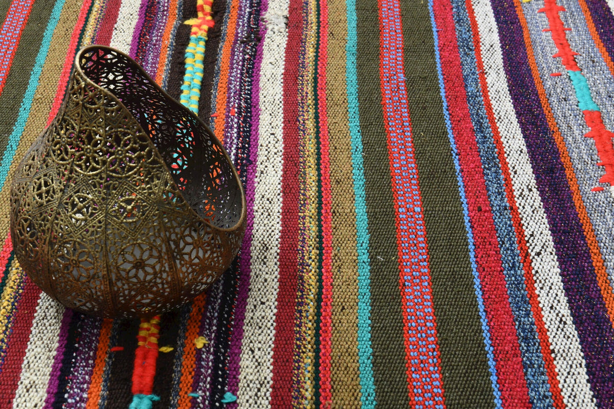 Vintage kilim 148x240 cm – pembe, kırmızı ve turuncu çizgili, el dokuma