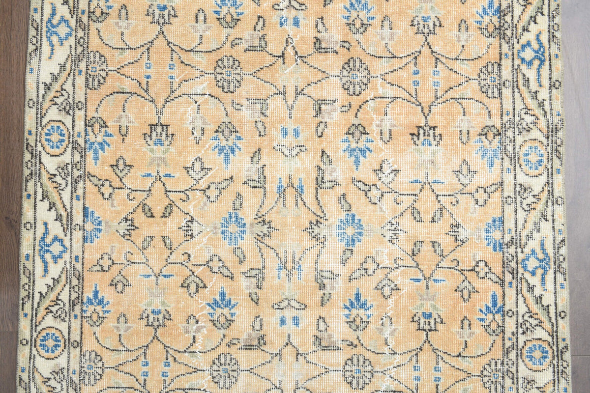 Yatak odası için çiçek desenli el dokuma vintage halı – 111x191 cm